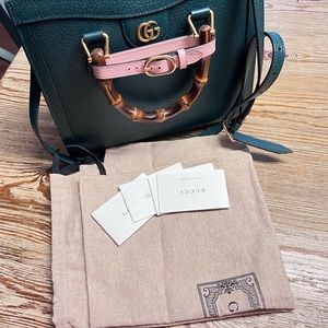 Gucci Diana Small Green tote with light pink accents